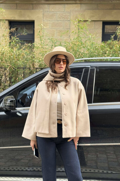 ONE COLOR SIMPLE BUTTONED WOMAN COAT WITH SCARF BEIGE/BEZHE 