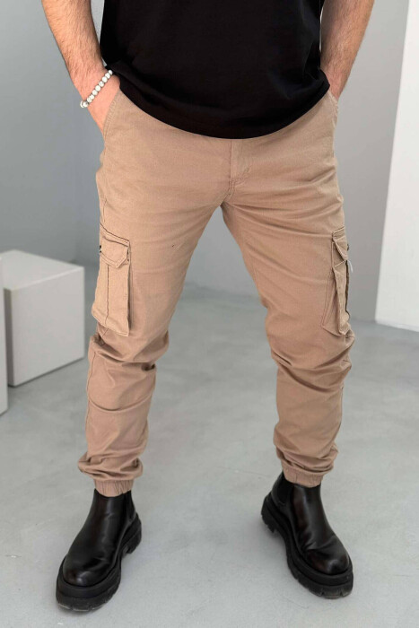 ONE COLOR SIMPLE CARGO MEN PANTS IN BEIGE COLOR 