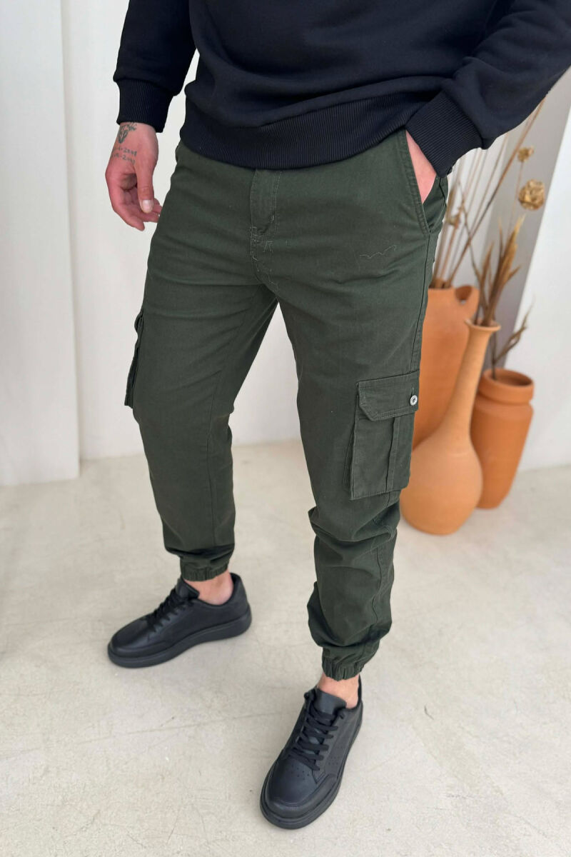 ONE COLOR SIMPLE CARGO MEN PANTS DARK GREEN/JEE - 3