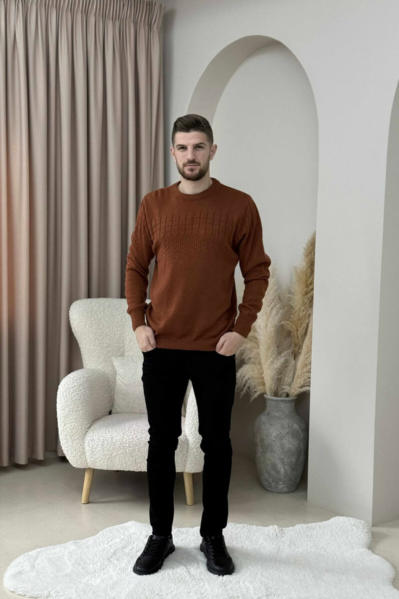 ONE COLOR SIMPLE DESIGN MEN SWEATER BRICK/TULLE - 2