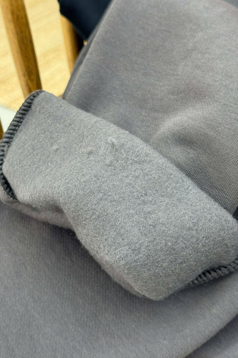 ONE COLOR SIMPLE FLUFFY WOMEN JOGGERS DARK GREY/GEE - 5