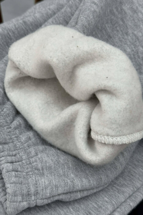 ONE COLOR SIMPLE FLUFFY WOMEN JOGGERS LIGHT GREY/GZ - 4