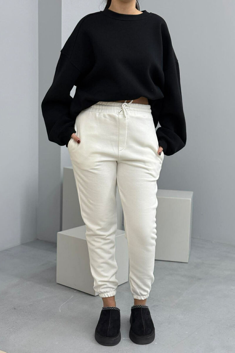 ONE COLOR SIMPLE FLUFFY WOMEN JOGGERS WHITE-E BARDHE - 2