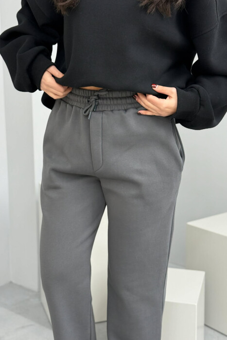 ONE COLOR SIMPLE FLUFFY WOMEN SWEATPANTS DARK GREY/GEE - 2