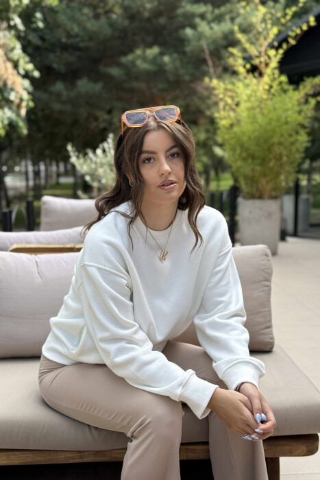 ONE COLOR SIMPLE FLUFFY WOMEN SWEATSHIRT WHITE-E BARDHE - 5