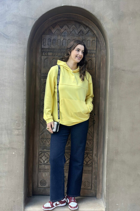 HOODIE NJËNGJYRËSHE ME LOGO TË THJESHTË PARA PËR FEMRA NË NGJYRË TË VERDHË - KLAUDIO FASHION