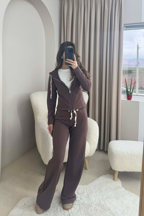 ONE COLOR SIMPLE JACKET+SWEATPANTS WOMEN SET BROWN/KAFE - KLAUDIO FASHION