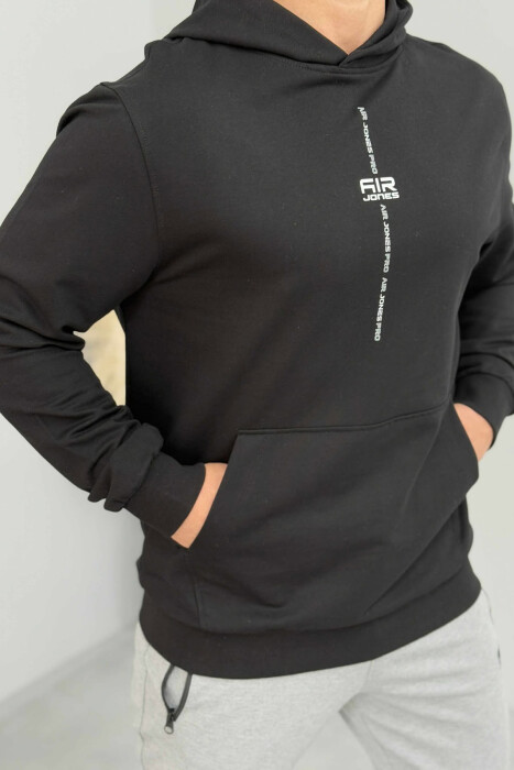 HOODIE E THJESHTË NJË NGJYRËSHE PËR MESHKUJ NË NGJYRËN E ZEZË 