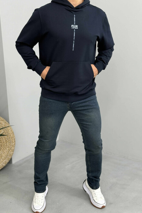 HOODIE E THJESHTË NJË NGJYRËSHE PËR MESHKUJ NË NGJYRËN BLU TË ERRËT - KLAUDIO FASHION