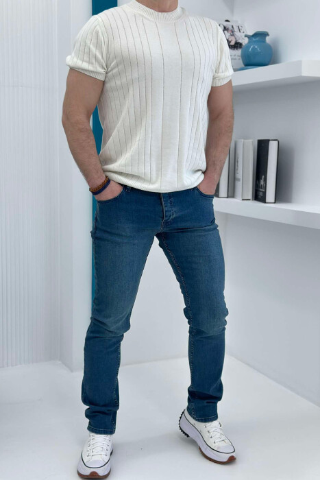 XHINSE NJË NGJYRËSHE TË THJESHTA PËR MESHKUJ NË NGJYRËN BLU 