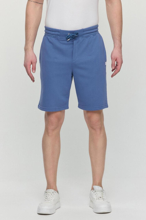 ONE COLOR SIMPLE MEN SHORT SWEATPANTS BLUE/BLU 