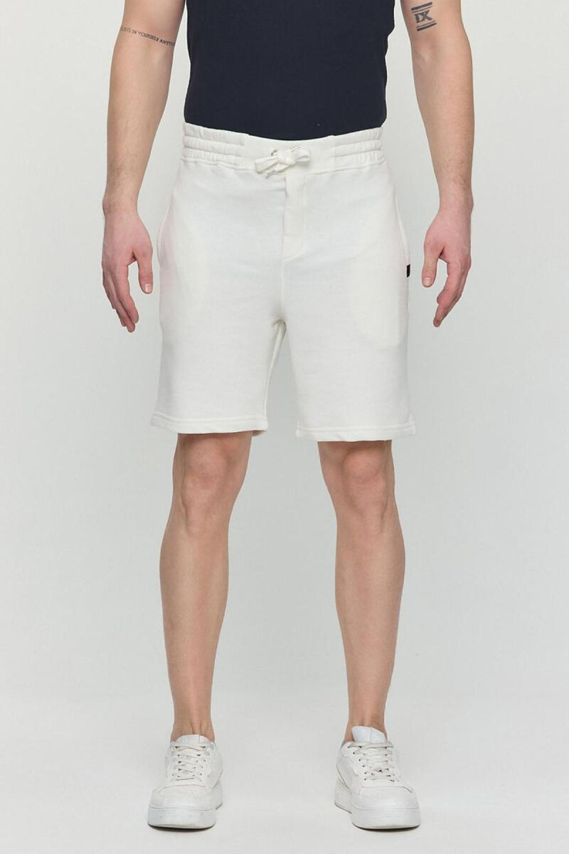 ONE COLOR SIMPLE MEN SHORT SWEATPANTS WHITE-E BARDHE - 1