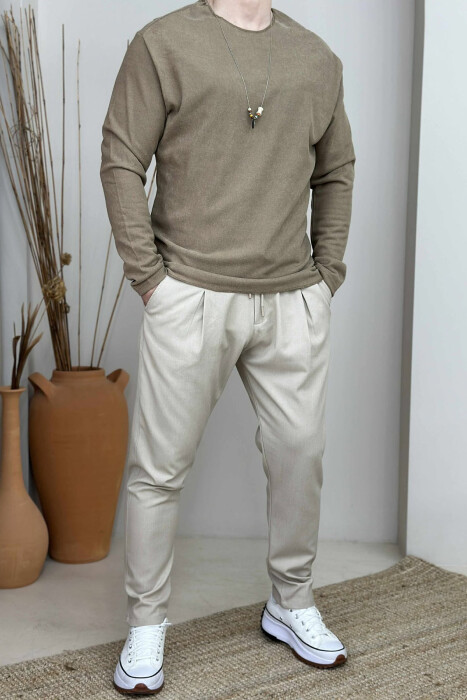 BLUZË NJË NGJYRËSHE E THJESHTË PËR MESHKUJ NË NGJYRËN KAFE 