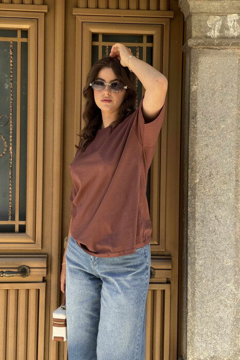 ONE COLOR SIMPLE ROUND NECK WOMEN T-SHIRT BROWN/KAFE - 2