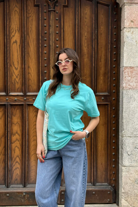 ONE COLOR SIMPLE ROUND NECK WOMEN T-SHIRT + 6 PAIR SOCKS BABY BLUE/BLU BY - 1