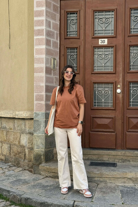 ONE COLOR SIMPLE ROUND NECK WOMEN T-SHIRT + 6 PAIR SOCKS BROWN/KAFE - 2