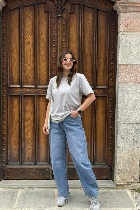 ONE COLOR SIMPLE ROUND NECK WOMEN T-SHIRT + 6 PAIR SOCKS GREY ASH/GRI HIRI - 3