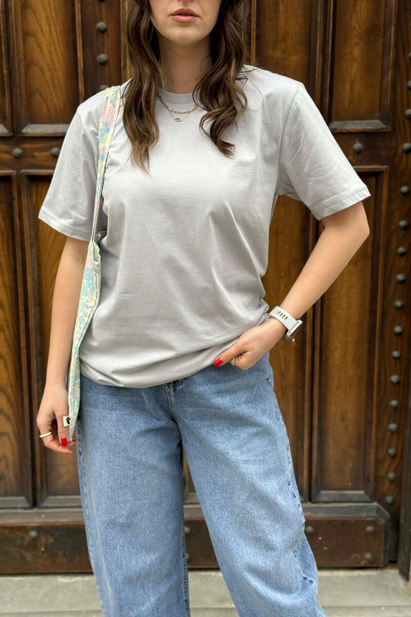 ONE COLOR SIMPLE ROUND NECK WOMEN T-SHIRT + 6 PAIR SOCKS GREY ASH/GRI HIRI - 4