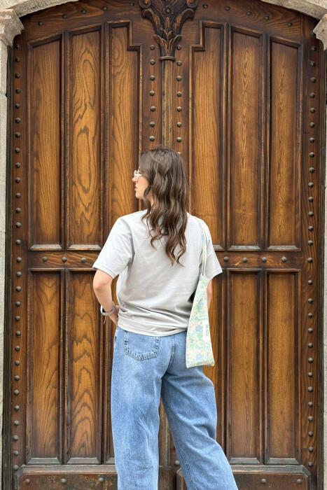 ONE COLOR SIMPLE ROUND NECK WOMEN T-SHIRT + 6 PAIR SOCKS GREY ASH/GRI HIRI - 5