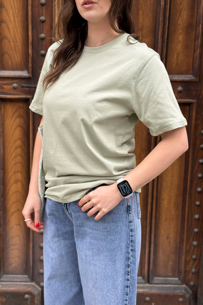 ONE COLOR SIMPLE ROUND NECK WOMEN T-SHIRT + 6 PAIR SOCKS MINT/MENTE - 4