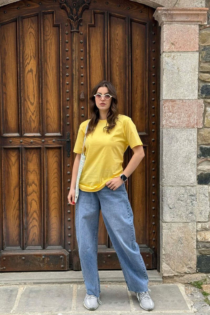ONE COLOR SIMPLE ROUND NECK WOMEN T-SHIRT + 6 PAIR SOCKS YELLOW/E VERDHE - 3