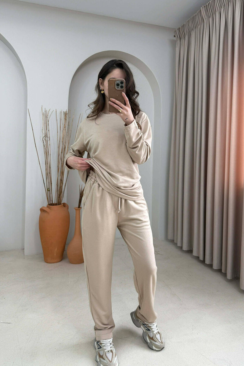 ONE COLOR SIMPLE SWEATSHIRT + SWEATPANTS WOMAN SET BEIGE/BEZHE - 1
