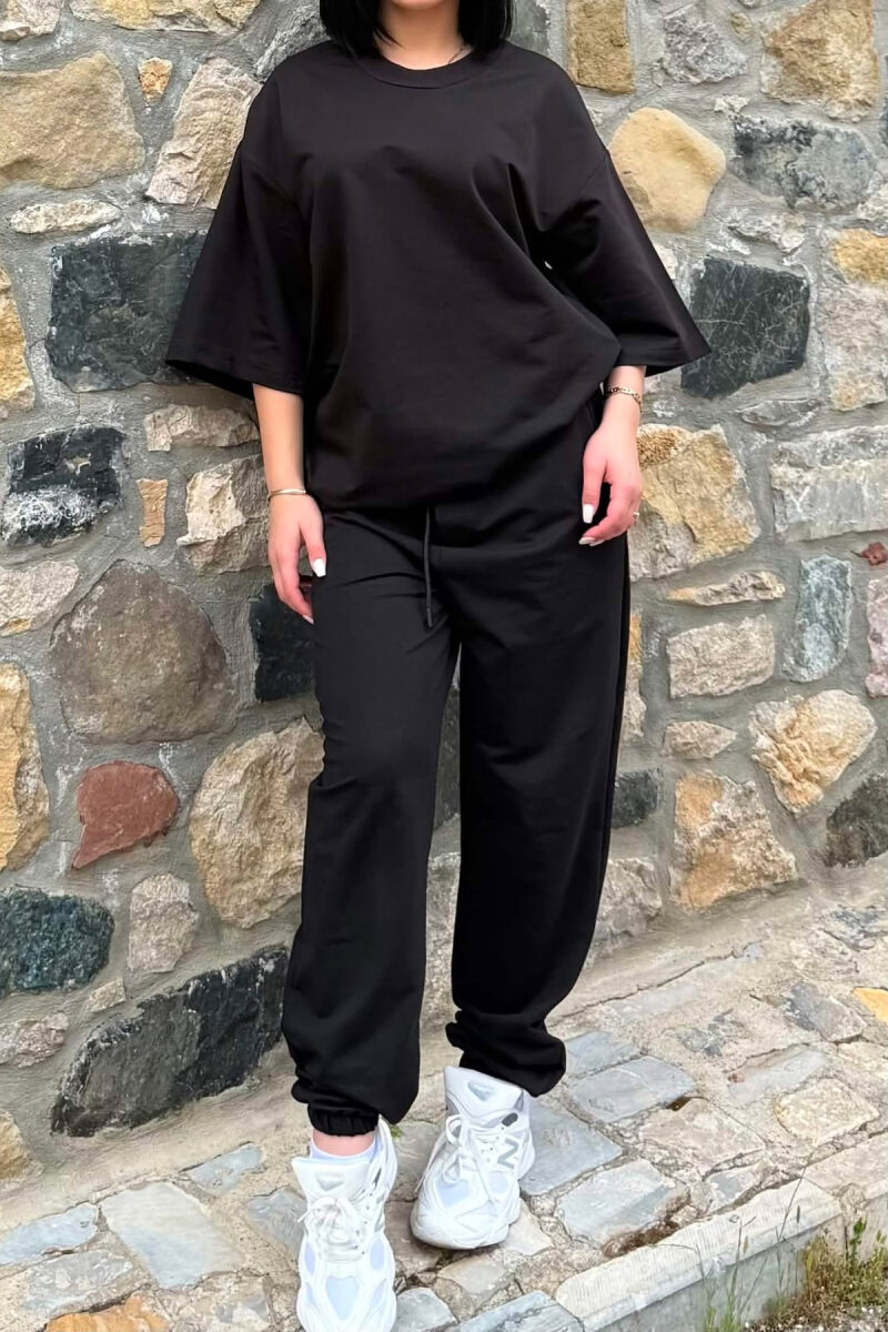 ONE COLOR SIMPLE T-SHIRT + JOGGERS WOMAN SET BLACK-BLACK/ZZ - 5