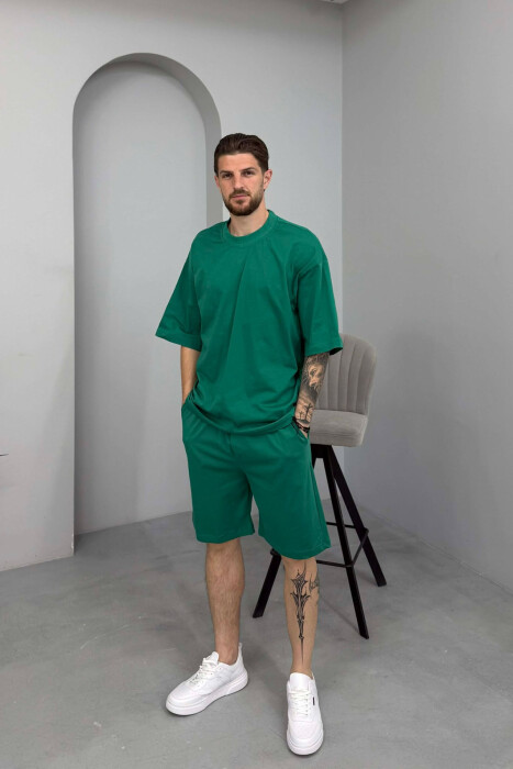 SET NJE NGJYRESH T-SHIRT I THJESHTE + TUTA PER MESHKUJ NE NGJYRE JESHILE 