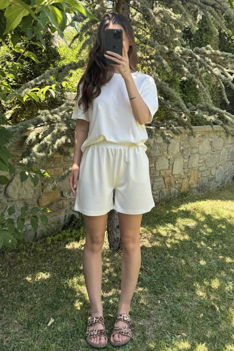 ONE COLOR SIMPLE T-SHIRT+SHORTS WOMEN SET WHITE-E BARDHE - 1