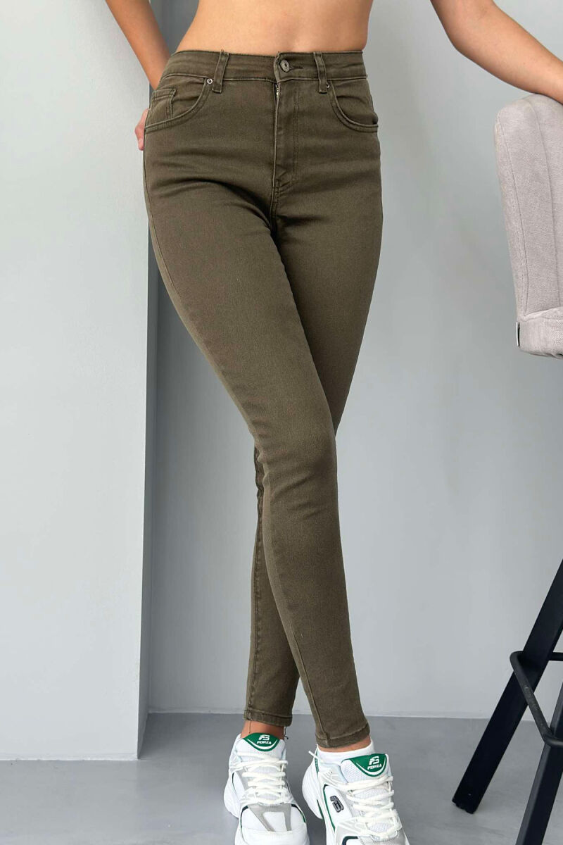 ONE COLOR SIMPLE TIGHT WOMEN JEANS GREEN/JESHILE - 1