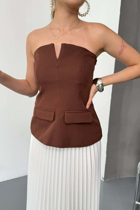 JELEK BUST NJE NGJYRESH PER FEMRA NE NGJYRE KAFE 