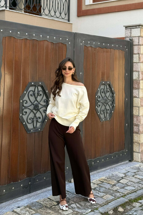 BLUZE E THJESHTE NJE NGJYRESHE PER FEMRA NE NGJYRE KREM - KLAUDIO FASHION