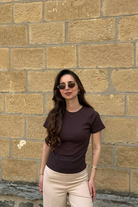 T-SHIRT I THJESHTE PER FEMRA NE NGJYRE KAFE TE ERRET - KLAUDIO FASHION