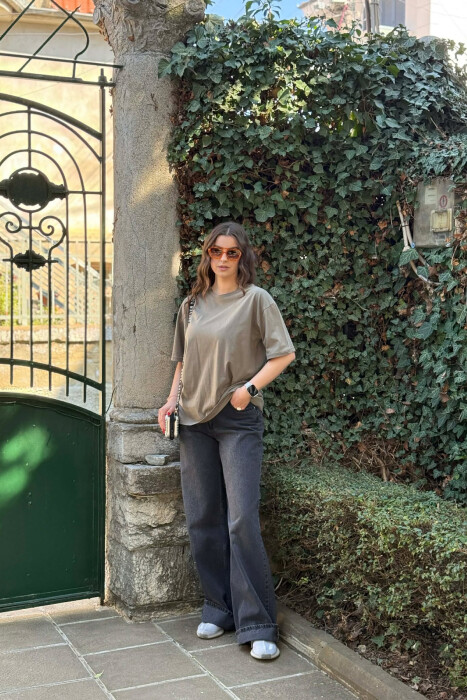 ONE COLOR SIMPLE WOMAN T-SHIRT + 6 PAIR SOCKS OLIVE/ULLI - 4