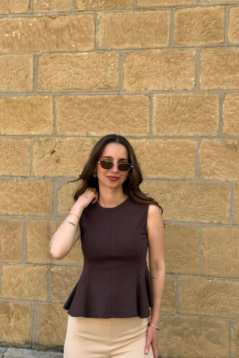 ONE COLOR SIMPLE WOMAN TANK TOP DARK BROWN/KAE - 1