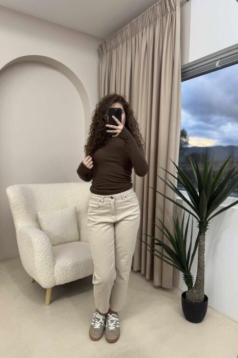 XHINSE TË THJESHTA PËR FEMRA NË NGJYRËN BEZHË - KLAUDIO FASHION