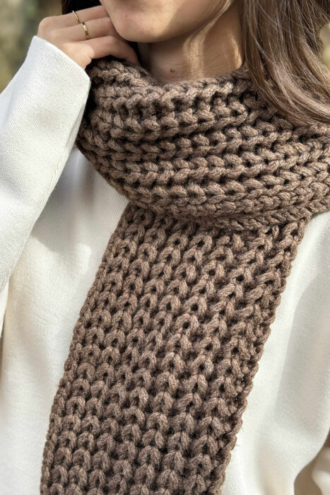 ONE COLOR SIMPLE WOMEN SCARF BROWN/KAFE - 5