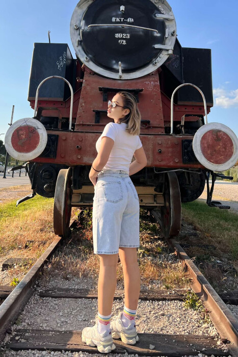 ONE COLOR SIMPLE WOMEN SHORTS BABY BLUE/BLU BY - 3
