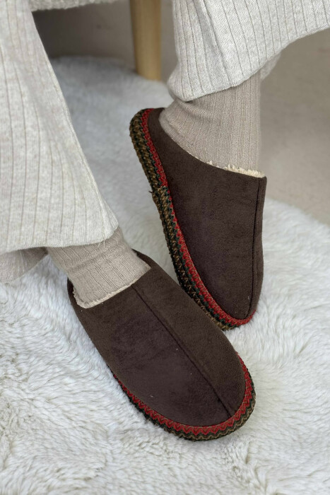 ONE COLOR SIMPLE WOMEN SLIPPERS DARK BROWN/KAE - 