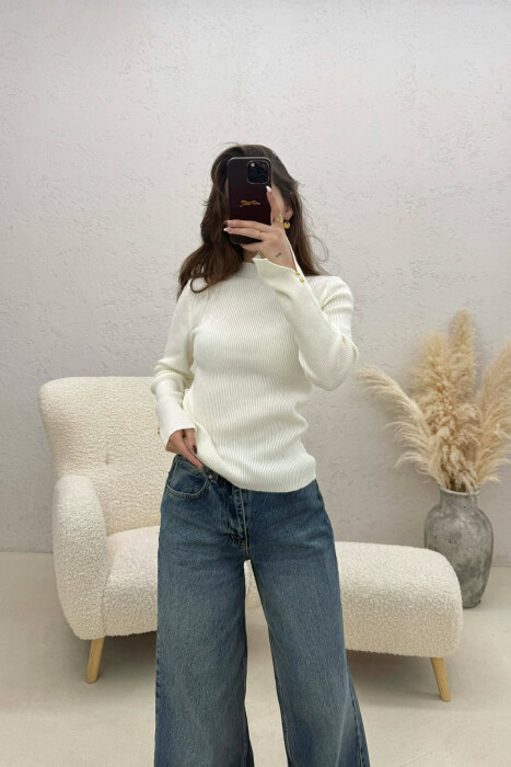 ONE COLOR SIMPLE WOMEN SWEATER CREAM/KREM - 2