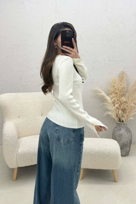 ONE COLOR SIMPLE WOMEN SWEATER CREAM/KREM - 3