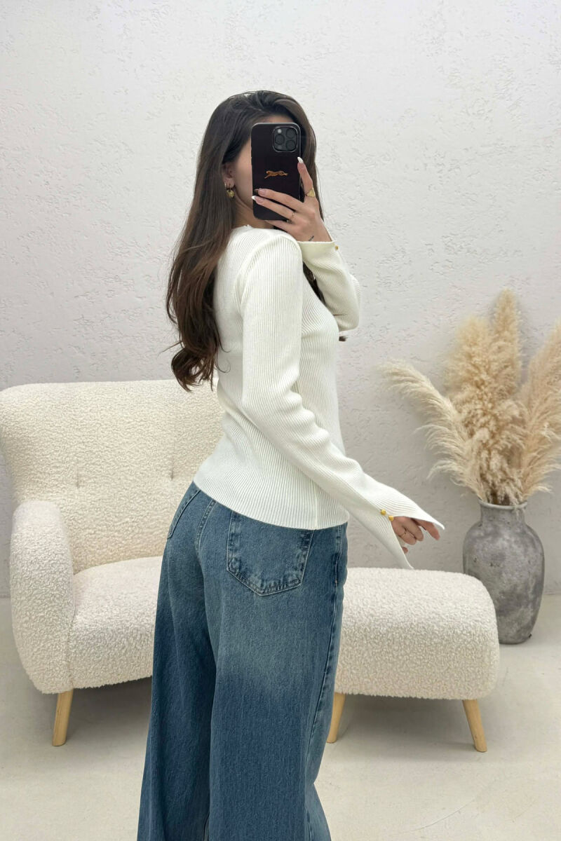 ONE COLOR SIMPLE WOMEN SWEATER CREAM/KREM - 3