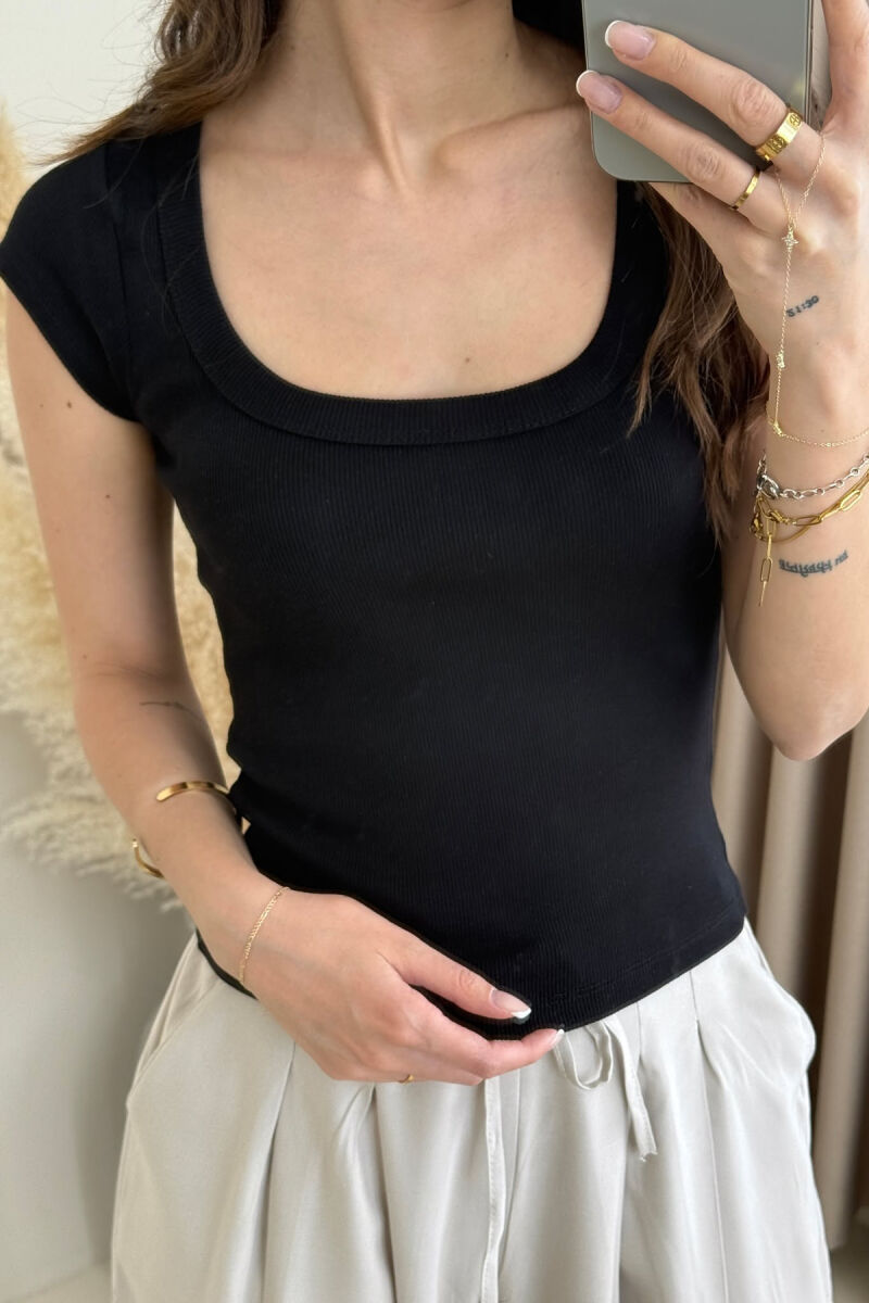 ONE COLOR SIMPLE WOMEN T-SHIRT BLACK/ E ZEZE - 4