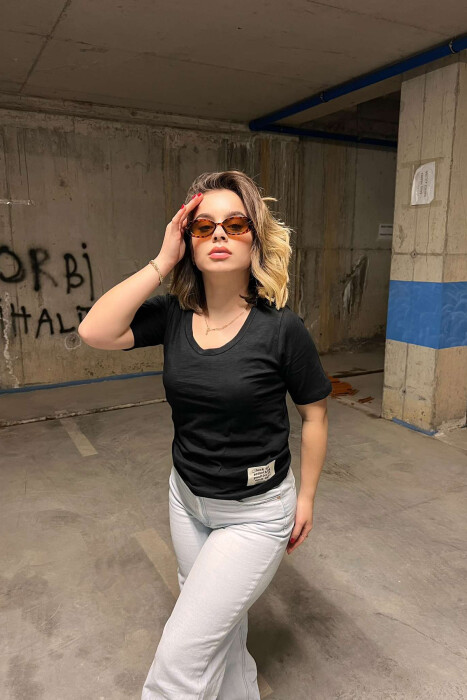 ONE COLOR SIMPLE WOMEN T-SHIRT BLACK/ E ZEZE 