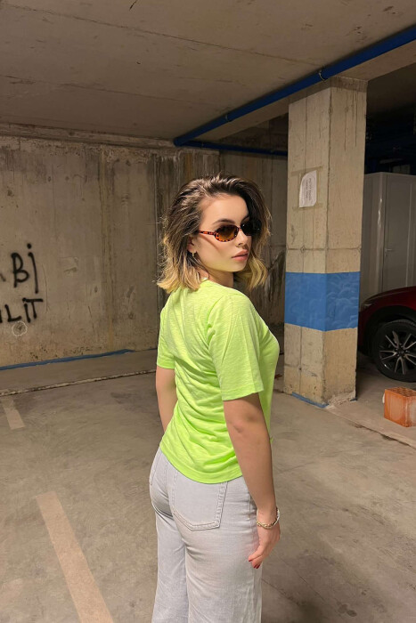 ONE COLOR SIMPLE WOMEN T-SHIRT NEON/NEON - 4