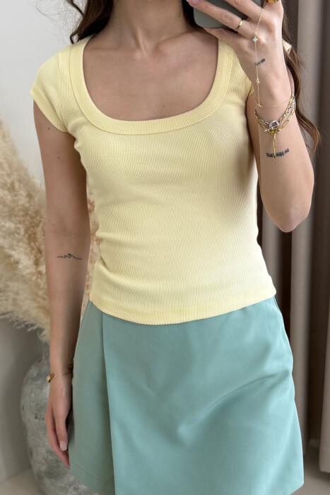 ONE COLOR SIMPLE WOMEN T-SHIRT YELLOW/E VERDHE - 2