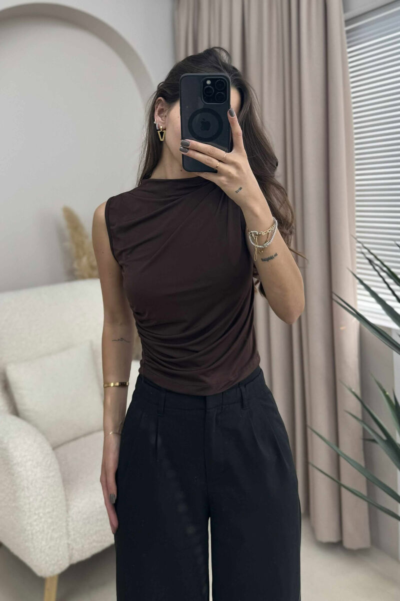 ONE COLOR SIMPLE WOMEN TANK TOP DARK BROWN/KAE - 3