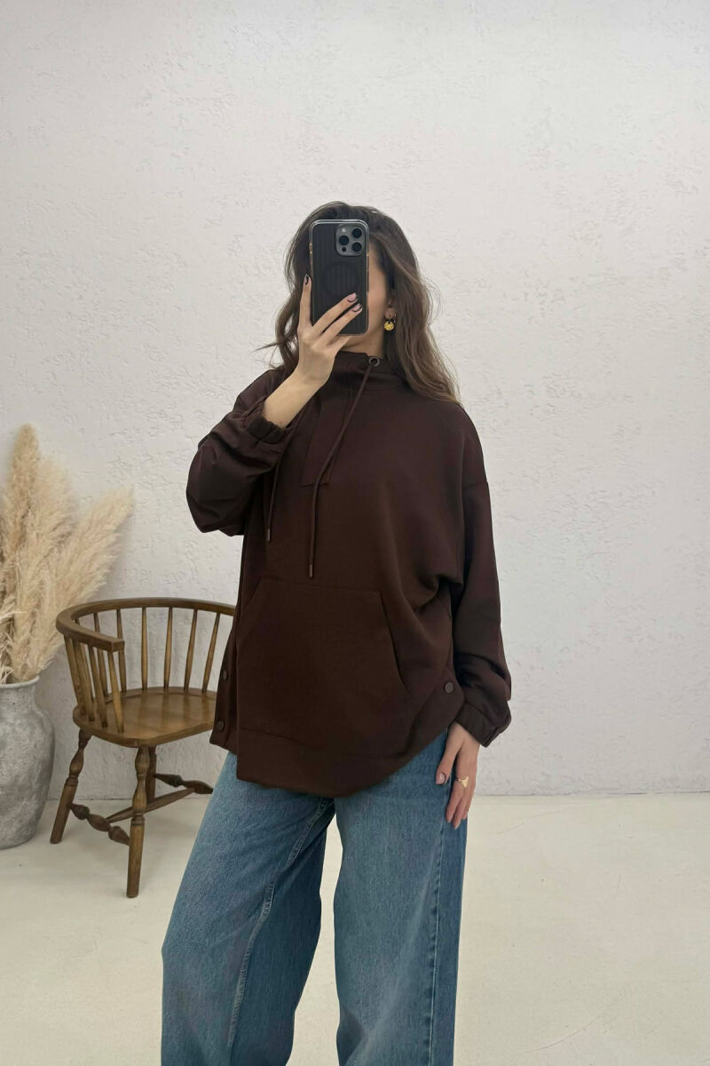 ONE COLOR SIMPLE ZIPPER NECK WOMEN HOODIE BROWN/KAFE - 4