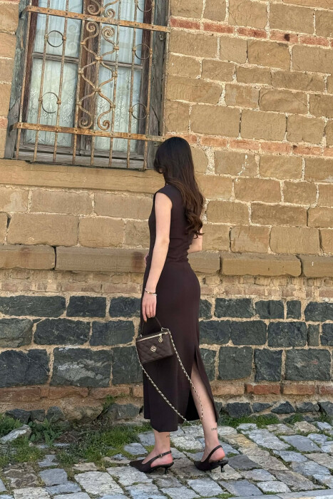 ONE COLOR SLEEVELESS WOMAN DRESS DARK BROWN/KAE - 5