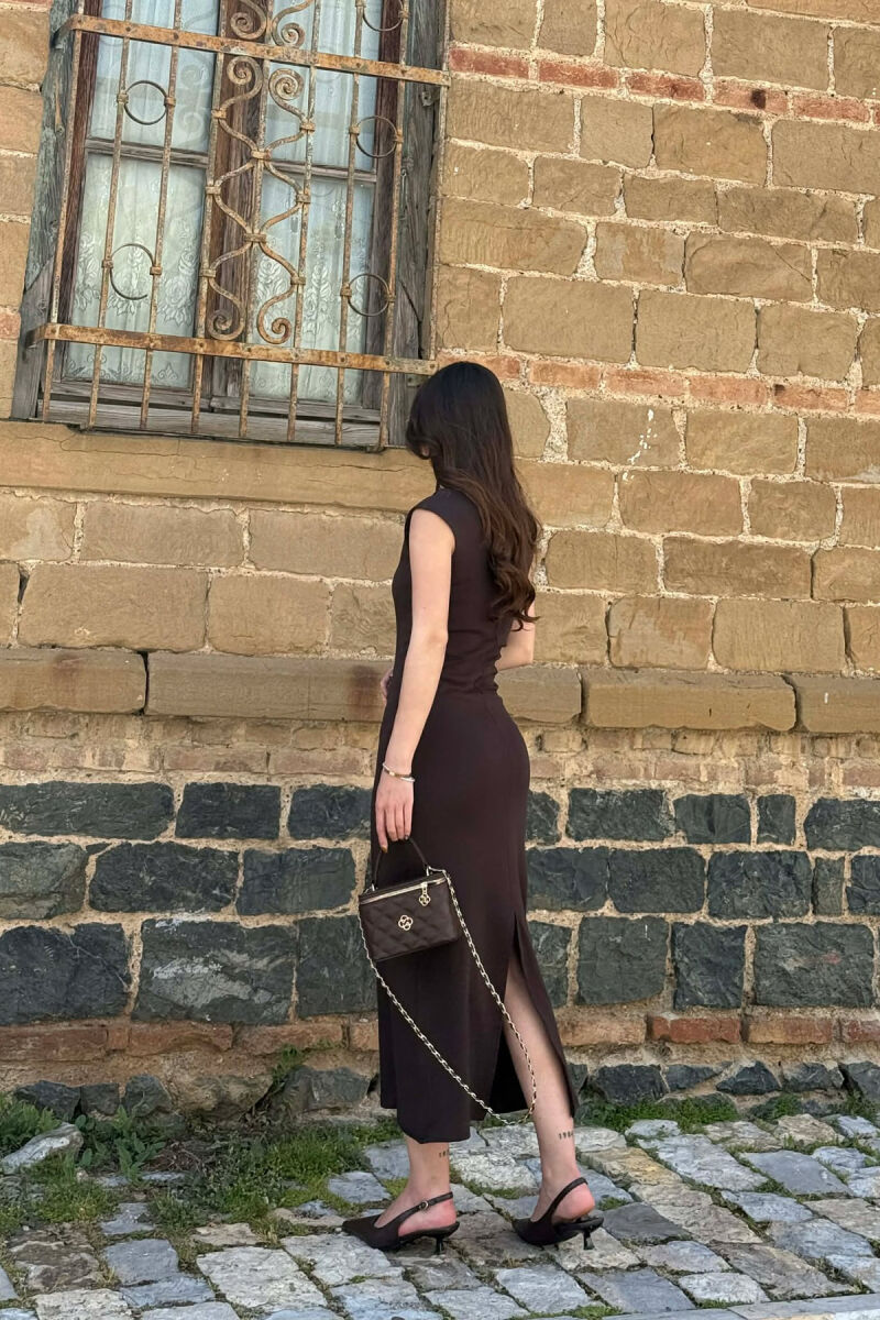 ONE COLOR SLEEVELESS WOMAN DRESS DARK BROWN/KAE - 5